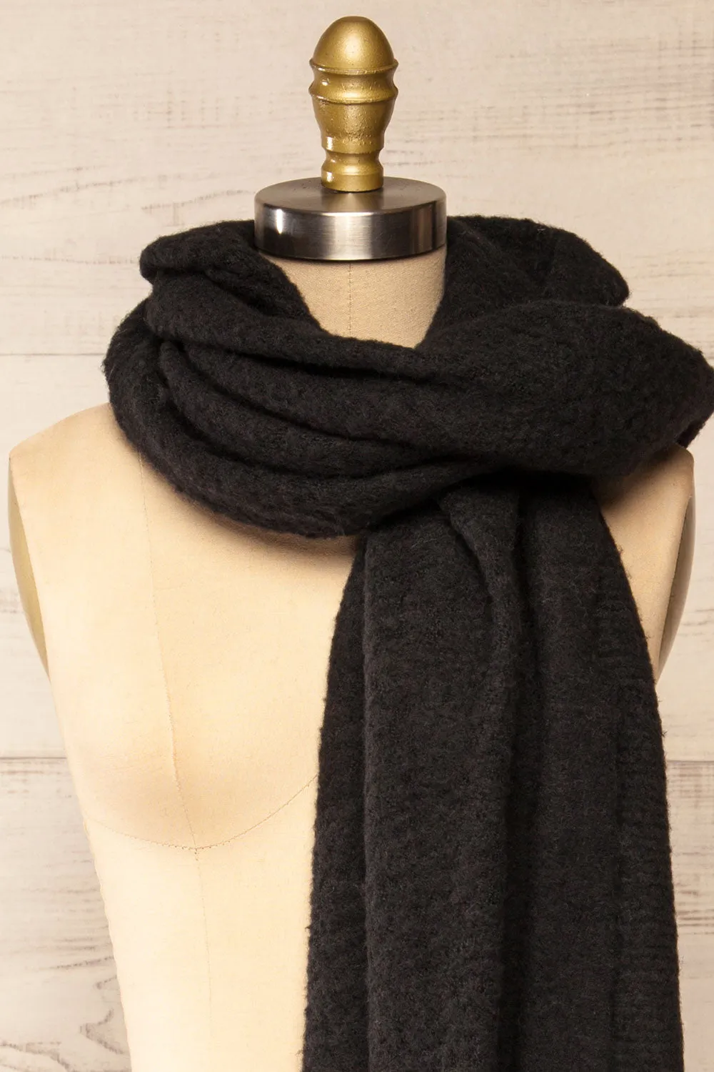 Cordova Black | Soft Knit Scarf