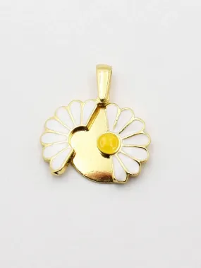 Daisy Charm