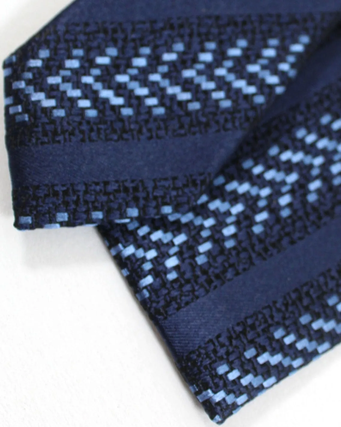 Ermenegildo Zegna Tie Dark Blue Stripes Narrow Cut SALE