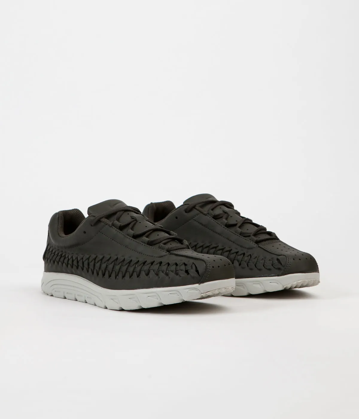 Nike Mayfly Woven Shoes - Sequoia / Pale Grey - Black