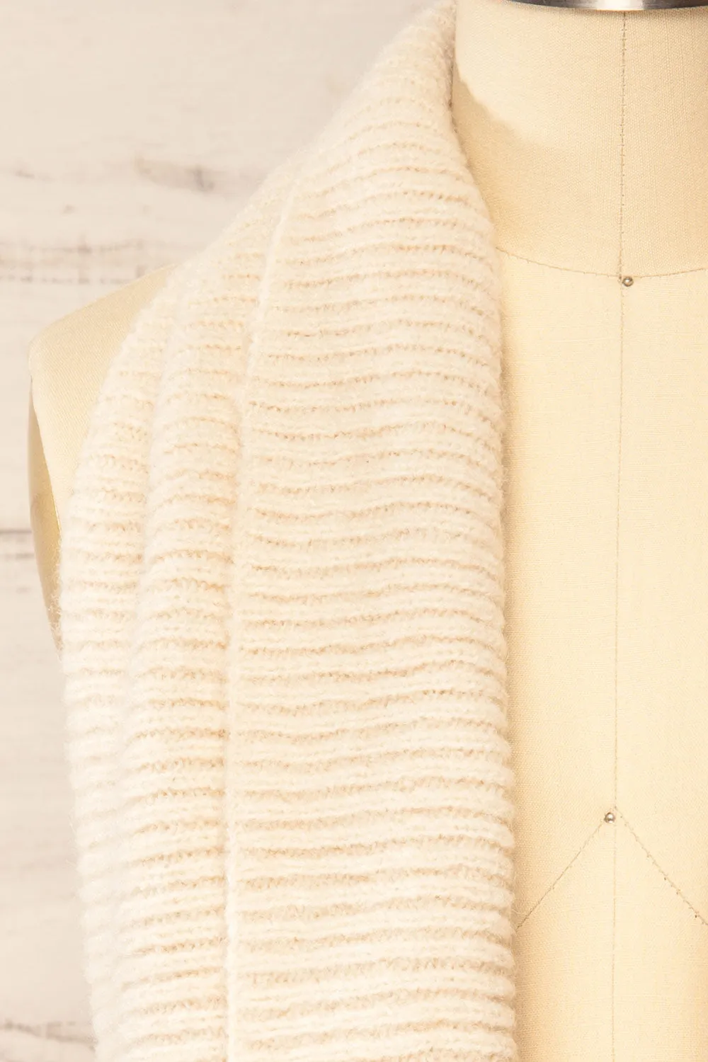 Saguenay Ivory | Ribbed Knit Infinity Scarf