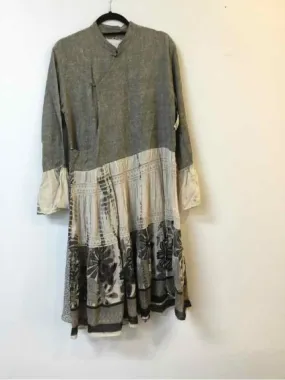 Shari B Green Size Large grey & black Tunic