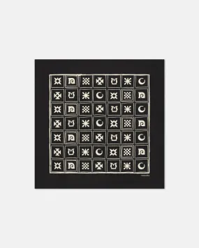 Shoul - Printed Silk Scarf - Off Black/Beige Kopjafa