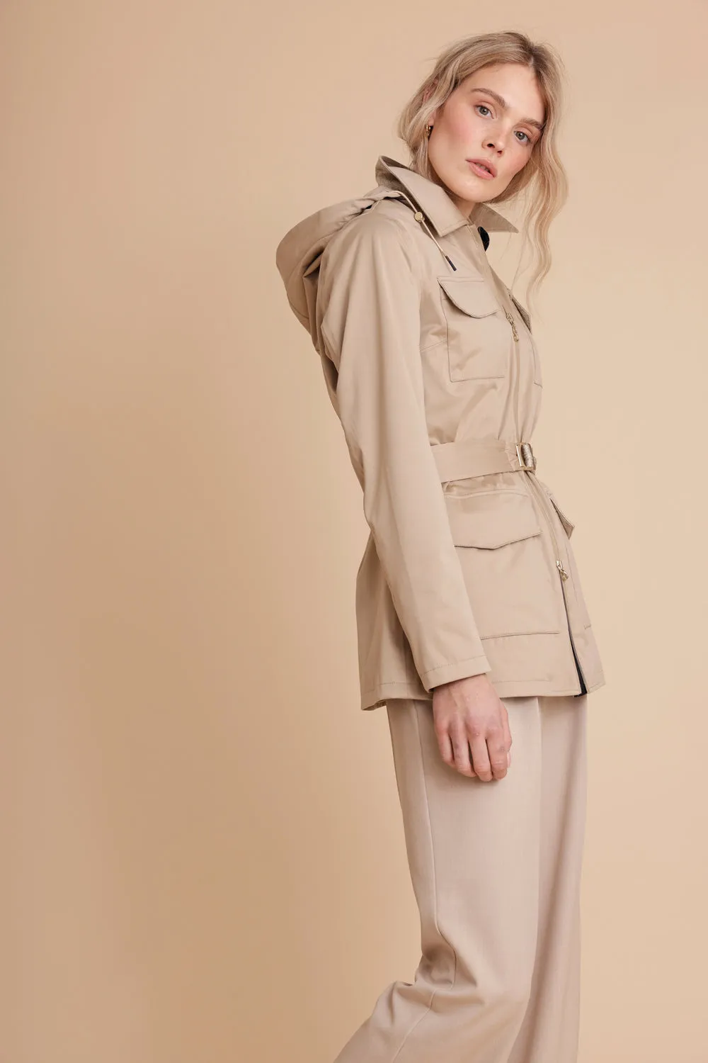 Stretchy 4-Pocket Coat - Beige