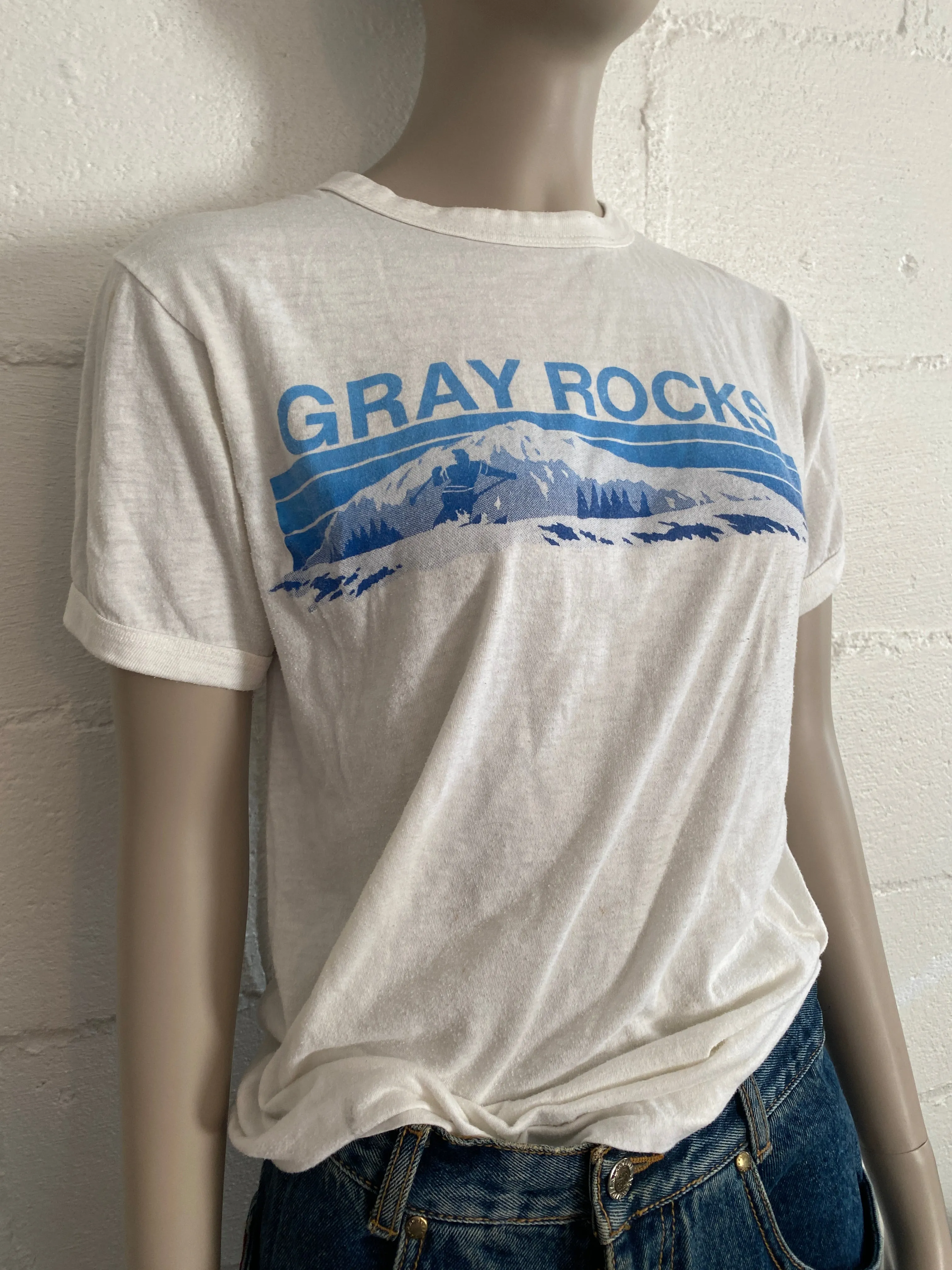 Vintage 80's RARE Gray Rocks Canada Souvenir Short Sleeve T-shirt Sz M